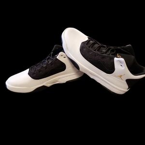 Jordan Black and White Sneakers Max Aura 2 Size 12